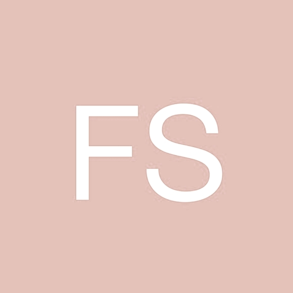 Meet your Posher, Faye - Picture 1 of 1